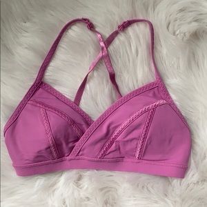 Lululemon cross strap sports bra